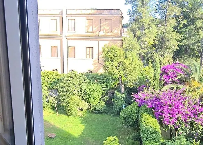 Riari Garden Bed & Breakfast 5*