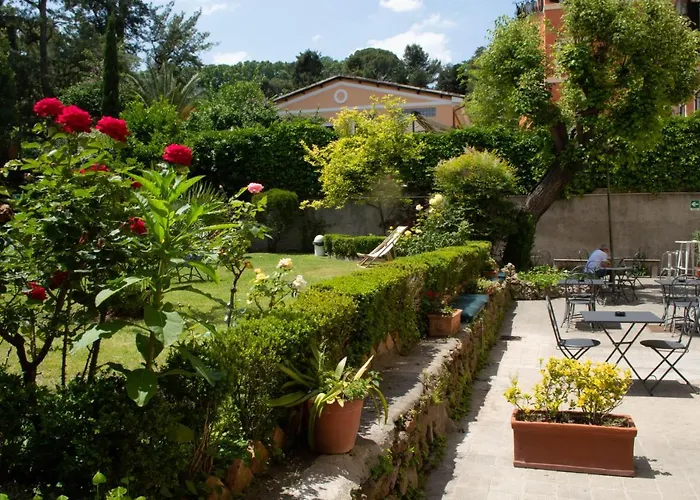 Riari Garden Bed & Breakfast Rome