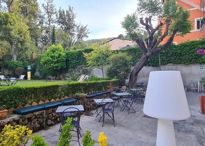 Riari Garden Bed & Breakfast